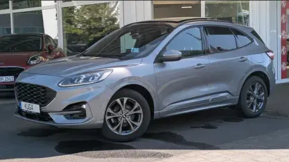 Gebraucht Ford Kuga ST-Line X 150 PS (110 kW) 2024 Silber, solar silver SUV