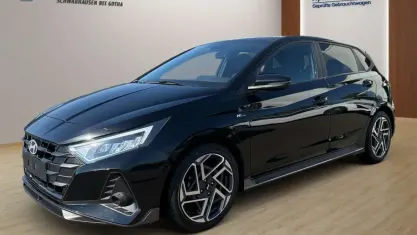 Gebraucht Hyundai i20 N Line 79 PS (58 kW) 2025 Schwarz Kleinwagen