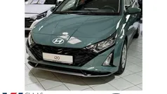 Gruen Neu 2024 Hyundai i20 Select Limousine | 19.900 € (Guter Preis)