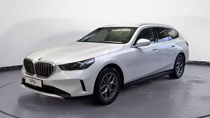Nowe BMW 520 Sport Line 197 KM (144 kW) 2025 Biały Kombi