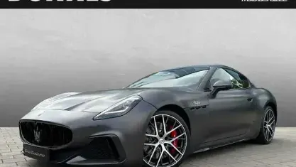 Gebraucht Maserati Granturismo 549 PS (403 kW) 2024 Grau (grigio maratea opaco matt) Coupé