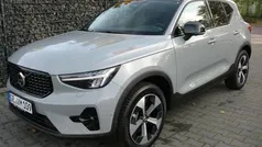 Grau Gebraucht 2024 Volvo XC40 Plus SUV | 40.990 € (Fairer Preis)