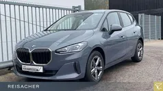 Sparkling kupfergrau metallic Gebraucht 2024 BMW 218 Active Tourer Efficient Dynamics Van / Kleinbus | 30.999 € (Fairer Preis)