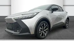 Shimmering silver Gebraucht 2024 Toyota C-HR Team SUV | 33.990 € (Guter Preis)