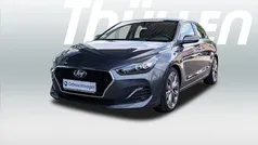 Grau Gebraucht 2018 Hyundai i30 Premium Limousine | 16.480 € (Fairer Preis)
