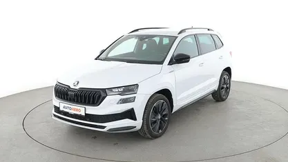 Weiß Gebraucht 2023 Skoda Karoq SportLine SUV | 28.150 € (Fairer Preis)