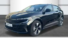 Blackpearlschwarz (schwarz) Gebraucht 2023 Renault Mégane Evolution Limousine | 34.675 € (Fairer Preis)