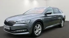 Gebraucht 2022 Skoda Superb Style Kombi | 28.580 € (Fairer Preis)