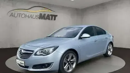 Gebraucht Opel Insignia Innovation 250 PS (183 kW) 2014 Diamant blau(m2) / diam silb Limousine
