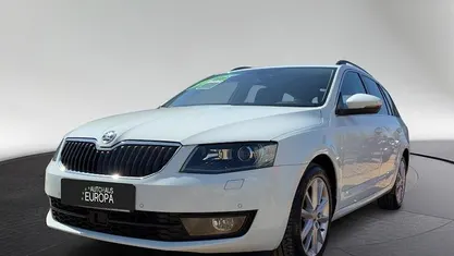 Gebraucht Skoda Octavia Style 150 PS (110 kW) 2016 Laserweiss Kombi