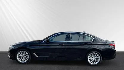Gebraucht BMW 520 Luxury Line 190 PS (139 kW) 2023 Schwarz Limousine