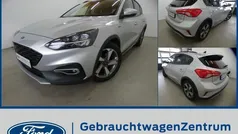 Farbe: silber Gebraucht 2021 Ford Focus Active Limousine | 16.950 € (Superpreis)