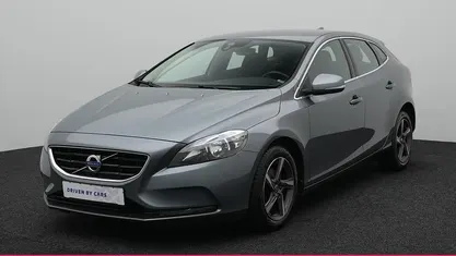 Gebraucht Volvo V40 Momentum 120 PS (88 kW) 2015