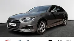 Grau Gebraucht 2022 Audi A4 Sport Kombi | 23.990 € (Guter Preis)