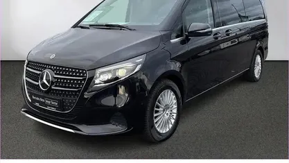 Gebraucht Mercedes V300 Avantgarde 237 PS (174 kW) 2024 Schwarz Van / Kleinbus