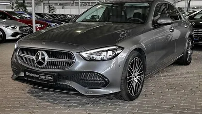 Grau Gebraucht 2024 Mercedes C180 Avantgarde Limousine | 37.880 € (Fairer Preis)