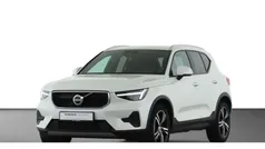 Weiss Gebraucht 2024 Volvo XC40 Core SUV | 36.950 € (Fairer Preis)