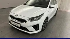 Carraraweiß Gebraucht 2021 Kia Ceed Sportswagon Vision Kombi | 16.980 € (Guter Preis)