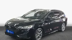 Schwarz Gebraucht 2024 Ford Focus ST-Line X Kombi | 23.946 € (Guter Preis)