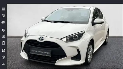 Gebraucht Toyota Yaris Hybrid Comfort 116 PS (85 kW) 2022 Kleinwagen