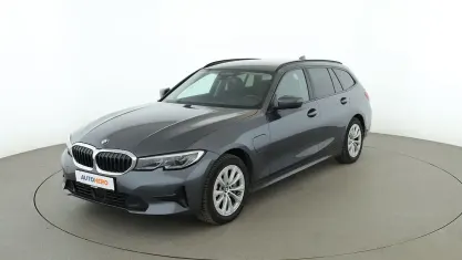 Gebraucht BMW 330 Advantage 252 PS (185 kW) 2020 Grau Kombi