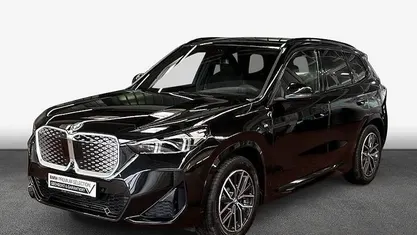 Gebraucht 2025 BMW iX1 M Sport SUV | 55.990 € (Fairer Preis)