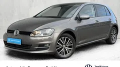 Grau Gebraucht 2017 VW Golf VII Allstar Limousine | 12.990 € (Guter Preis)