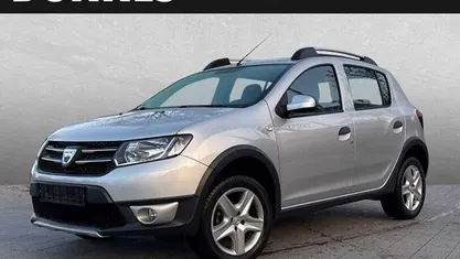 Gebraucht Dacia Sandero Prestige 90 PS (66 kW) 2015 Limousine