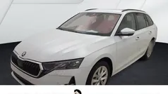 Weiss Gebraucht 2024 Skoda Octavia Selection Kombi | 32.977 € (Guter Preis)