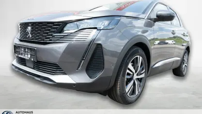Gebraucht Peugeot 3008 Allure 131 PS (96 kW) 2022 Grau SUV