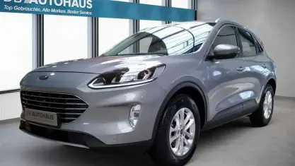 Second-hand Ford Kuga Titanium 150 CP (110 kW) 2022 Argintiu SUV