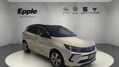 Occasion Opel Grandland X Elegance 181 ch (133 kW) 2023 Blanc SUV