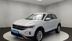Pure white Gebraucht 2024 VW T-Roc Style SUV | 29.900 € (Fairer Preis)