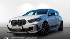 Weiß Gebraucht 2022 BMW M135 Performance Kleinwagen | 35.108 € (Fairer Preis)