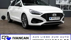 Weiß Neu 2025 Hyundai i30 Advantage Limousine | 22.990 € (Fairer Preis)