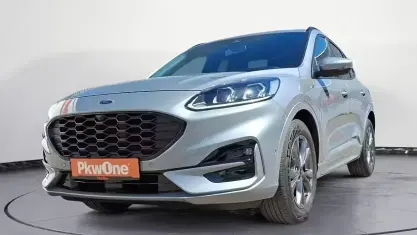 Gebraucht Ford Kuga 120 PS (88 kW) 2021 Silber SUV