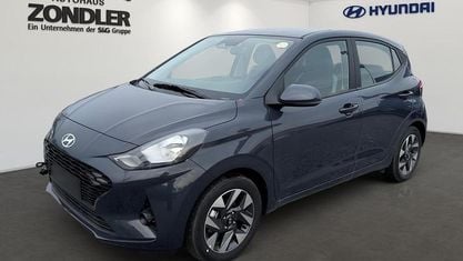 Gebraucht Hyundai i10 Trend 58 PS (42 kW) 2025 Aurora grey / met (grau) Kleinwagen
