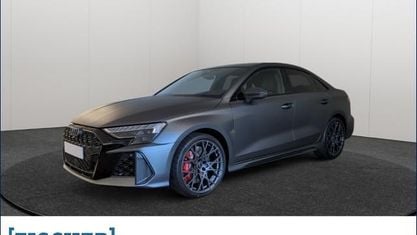 Gebraucht Audi RS3 Comfort 400 PS (294 kW) 2024 Grau Limousine