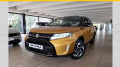Solar yellow pearl / cosmic bl Gebraucht 2025 Suzuki Vitara Comfort+ SUV | 29.880 € (Fairer Preis)