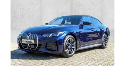 Gebraucht BMW i4 M Sport 250 kW (340 PS) 2025 Blau Limousine