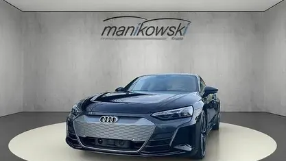Usado Audi e-tron GT quattro Sport 494 kW (673 HP) 2022 Preto Sedan