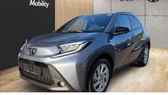 Grau Gebraucht 2025 Toyota Aygo Kleinwagen | 16.990 € (Fairer Preis)