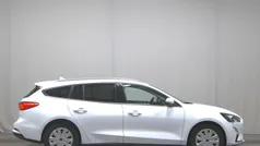 Weiss Gebraucht 2020 Ford Focus Cool & Connect Kombi | 8.480 € (Guter Preis)