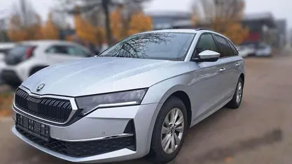 Gebraucht 2025 Skoda Octavia Selection Kombi | 28.490 € (Superpreis)