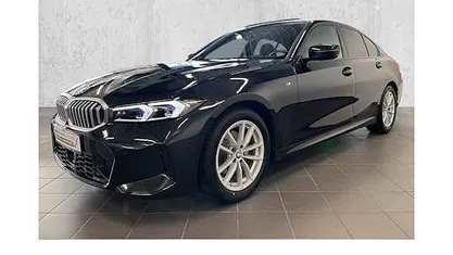 Gebraucht BMW 320 M Sport 190 PS (139 kW) 2025 Black sapphire metallic Limousine