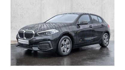 Käytetty BMW 116 Advantage 116 HP (85 kW) 2021 Musta Viistoperä