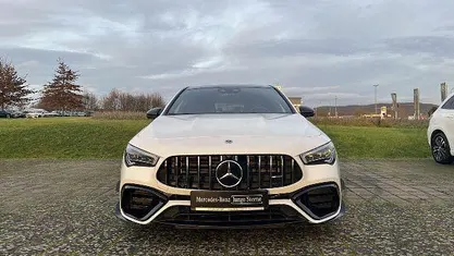 Weiß Gebraucht 2023 Mercedes CLA45 AMG Shooting Brake AMG Kombi | 39.880 € (Superpreis)