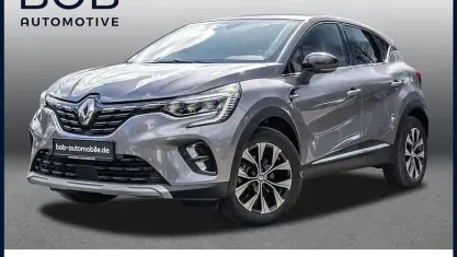 Gebraucht Renault Captur Techno 158 PS (116 kW) 2023 Grau SUV