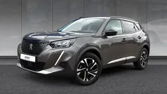 Grau Gebraucht 2022 Peugeot 2008 Allure SUV | 17.740 € (Guter Preis)