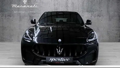 Schwarz (schwarz (nero tempesta )) Neu 2025 Maserati Grecale SUV | 94.955 € (Superpreis)